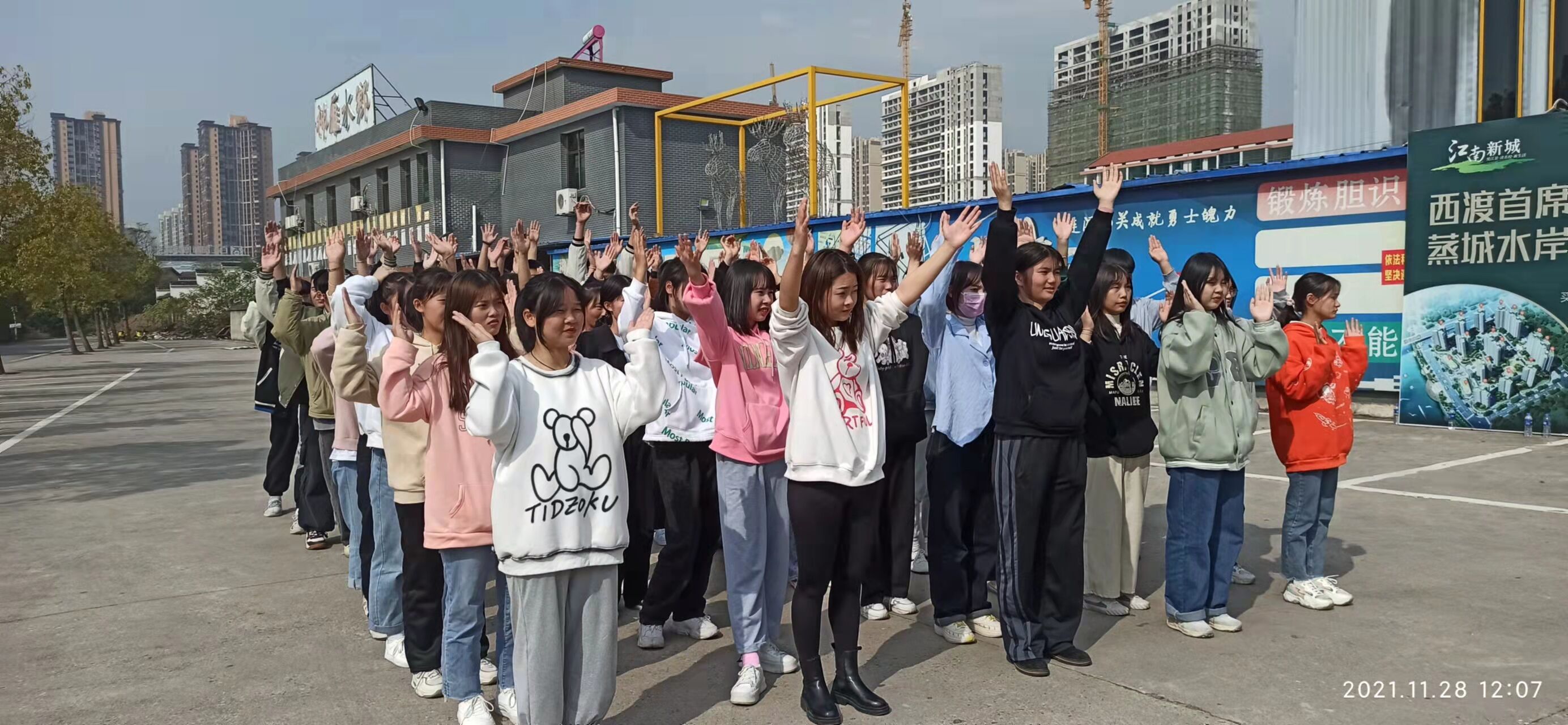 QQ图片1.jpg